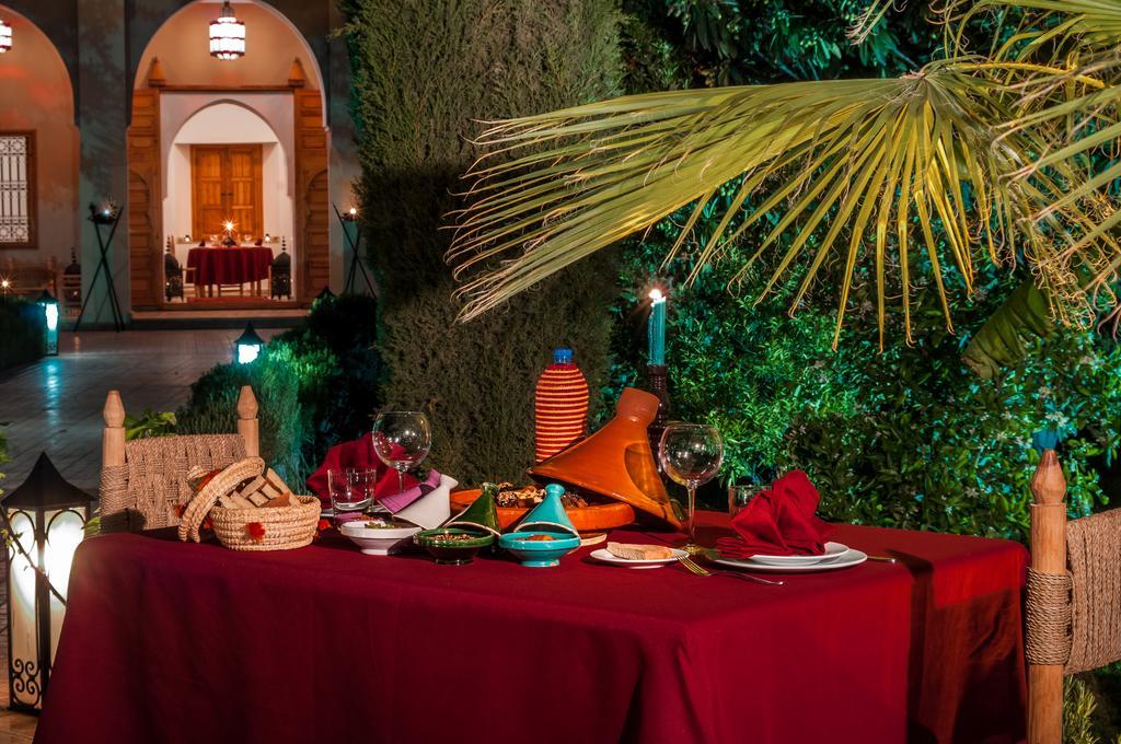 Riad Sougtani Tazrou المظهر الخارجي الصورة